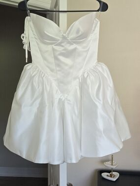 Rosie Etienne -Valentina - White Strapless Sweetheart Mini Dress